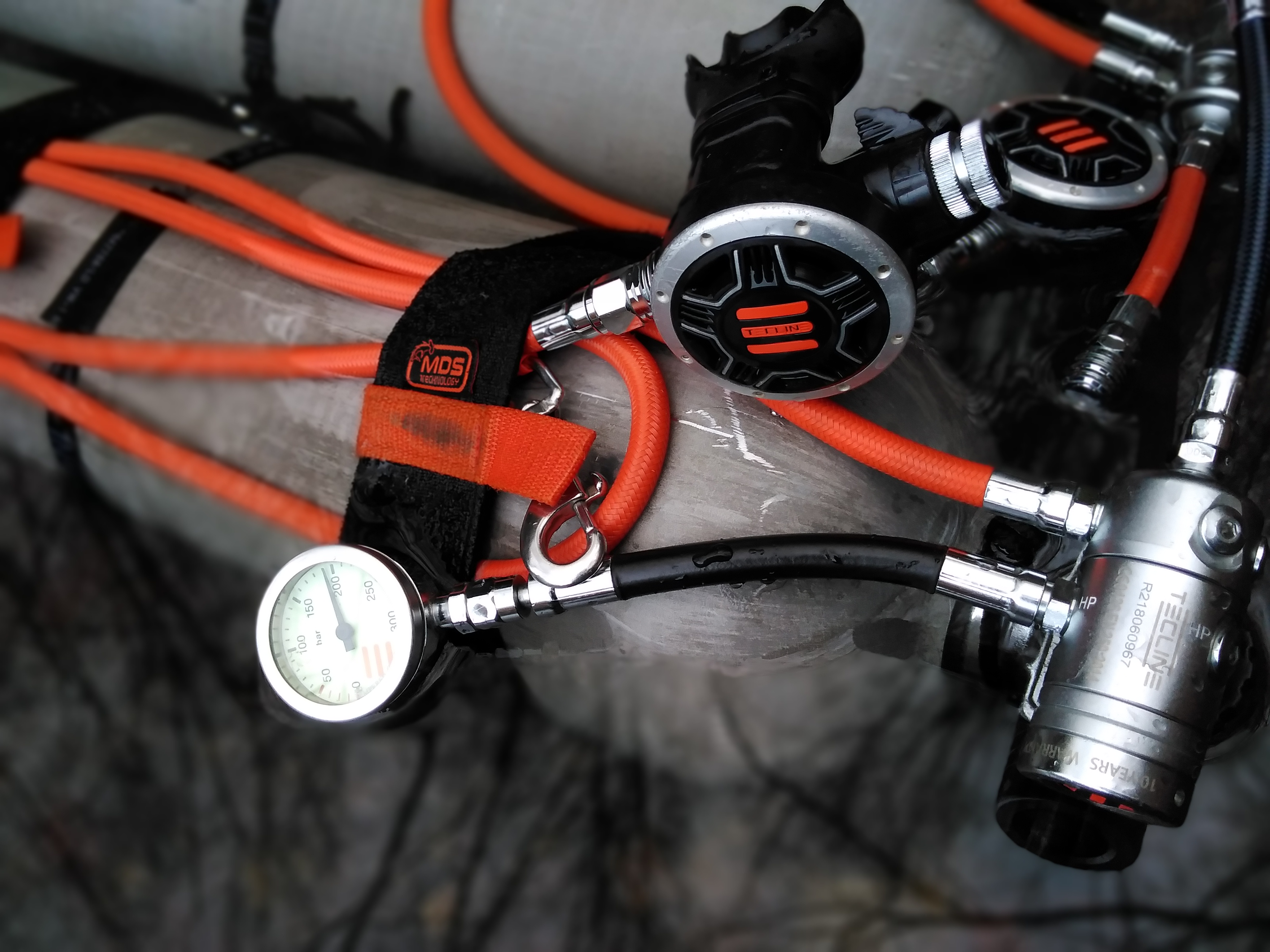 Iepurașul de Paște vine cu -15% DISCOUNT la un set sidemount TecLine