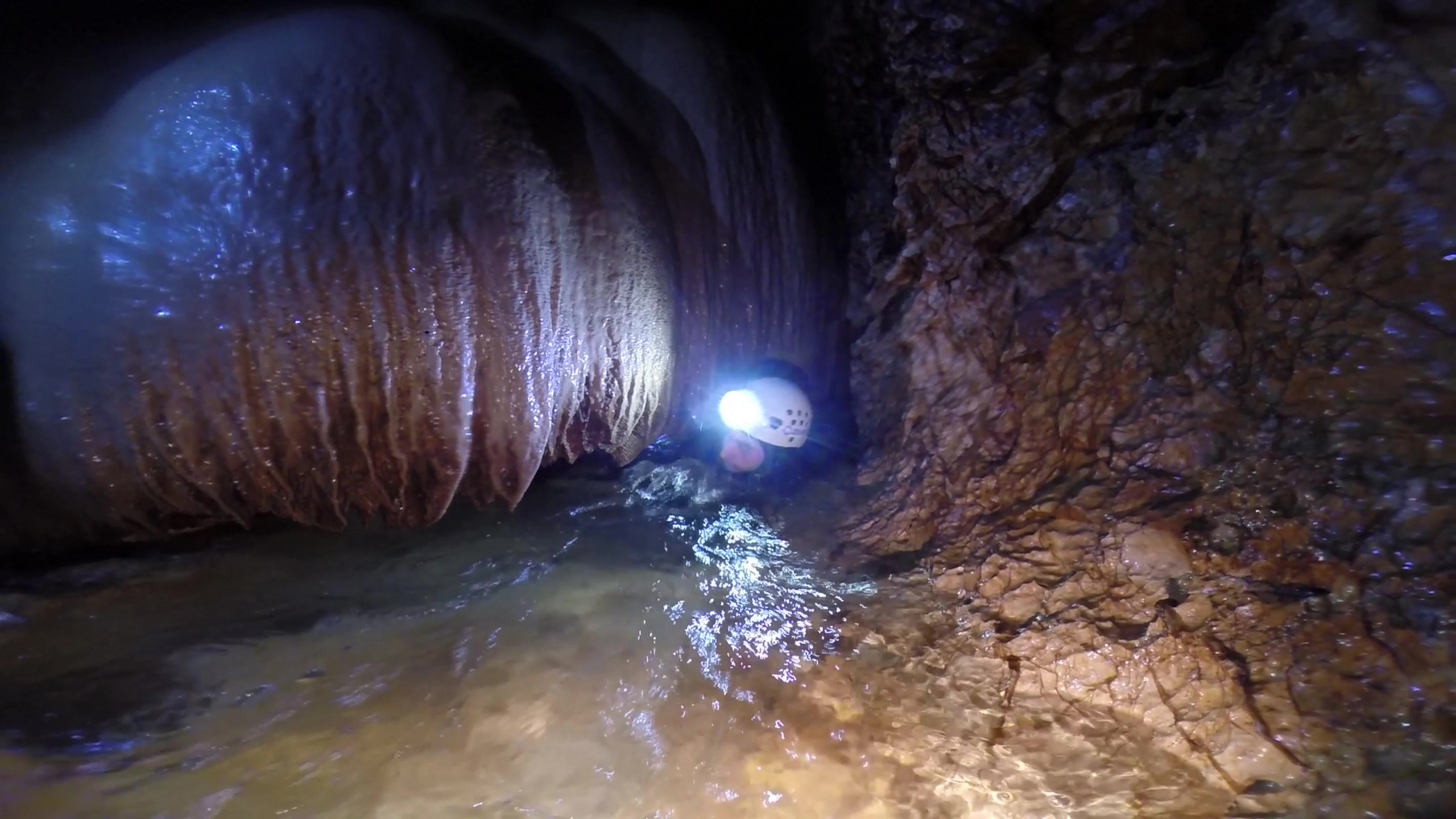 Speologie și Canyoning în Munții Șureanu