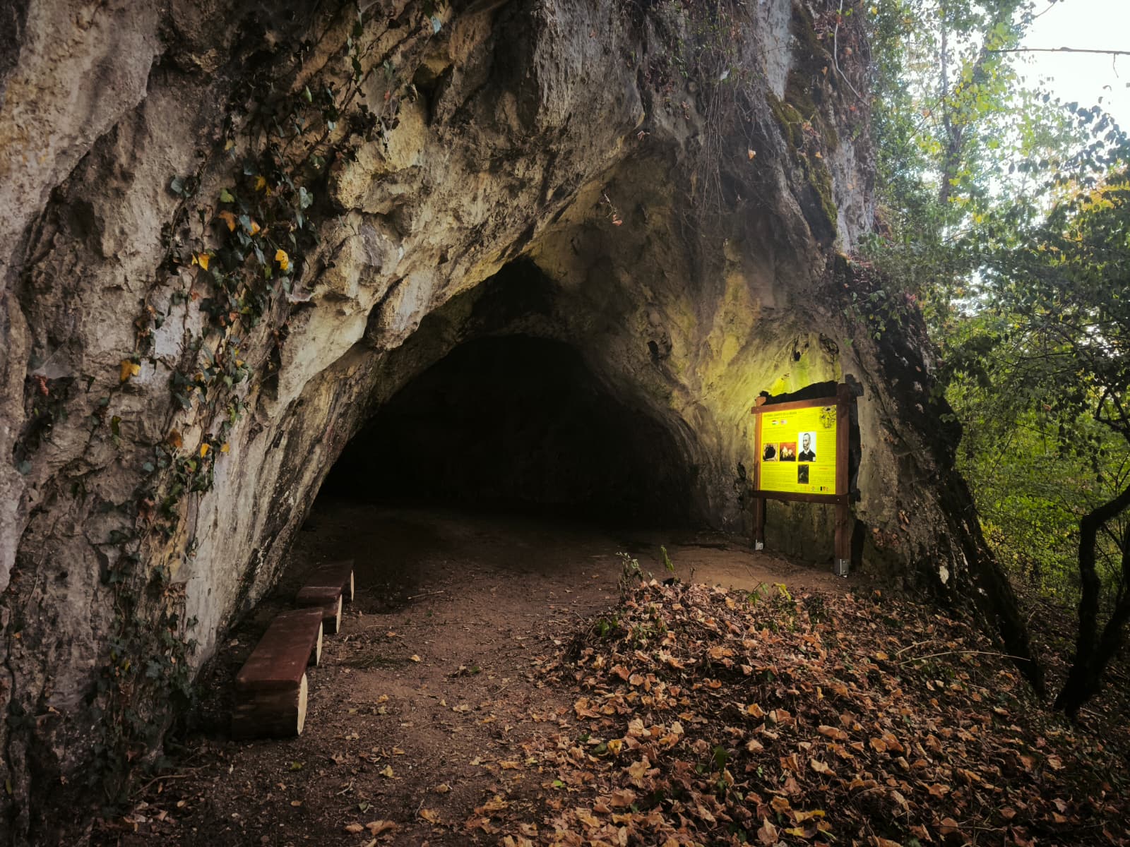 Sistemul Carstic de la Moară